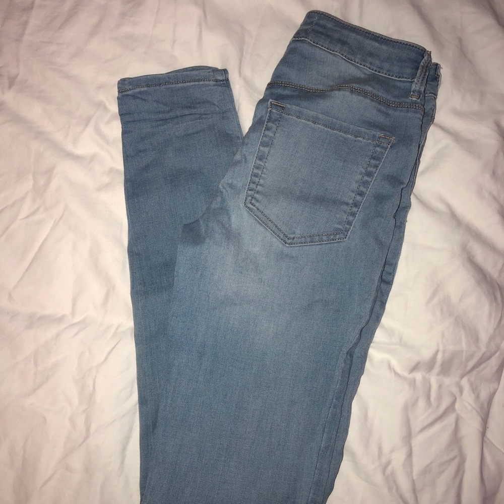 jeans - Picture 2 of 3